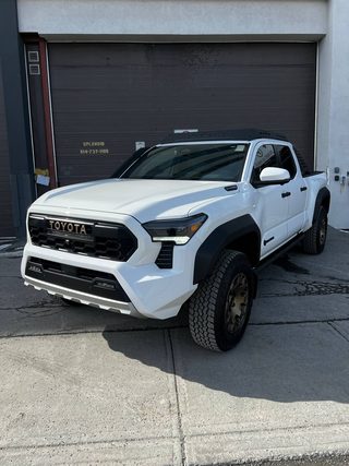 Toyota Tacoma Trailhunter — единица 2