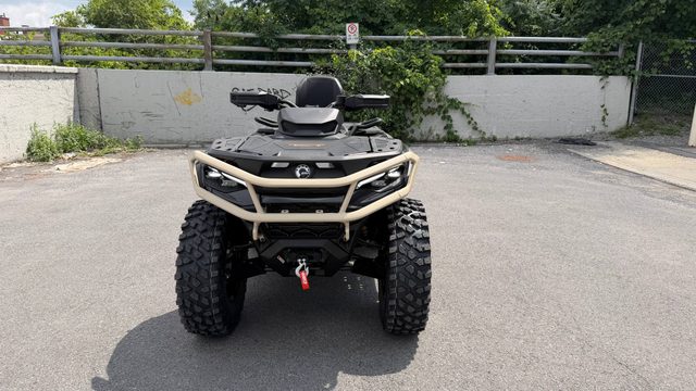Can-Am Outlander MAX Backcountry 1000R — фото 1 из 13