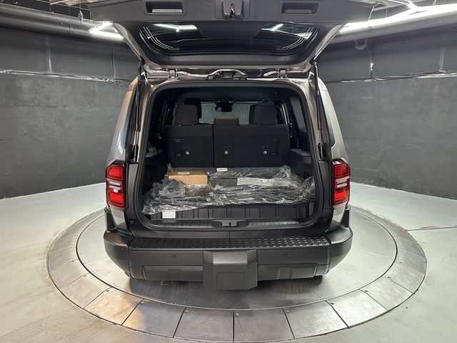 Toyota LAND CRUISER — фото 27 из 58
