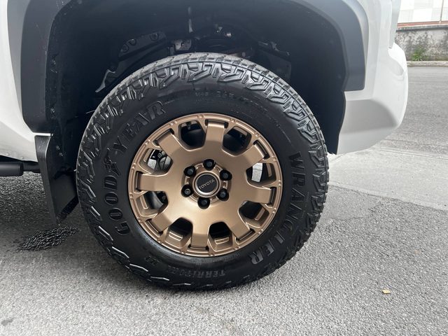 Toyota Tacoma HV Double Cab — фото 10 из 33