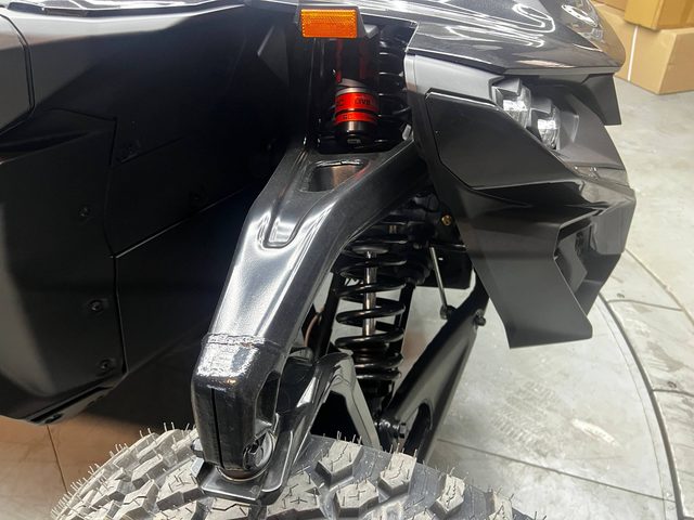 Can-Am Maverick R X RS — фото 12 из 23