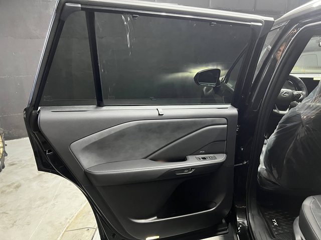 Lexus TX 350 — фото 31 из 48