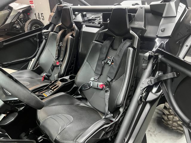 Can-Am Maverick X3 X rs TURBO RR — фото 13 из 22