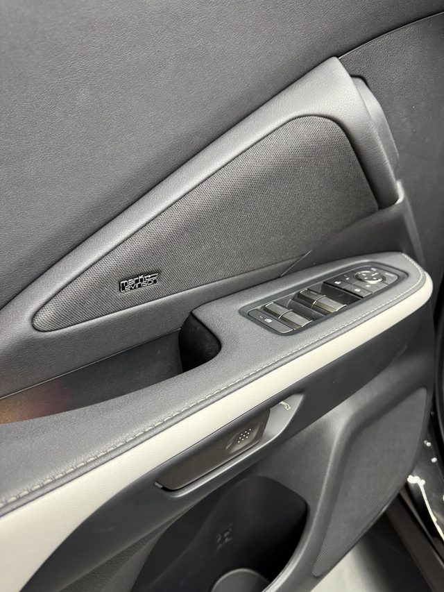 Lexus TX 500h — фото 21 из 35