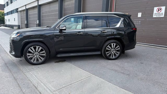 Lexus LX 600 — фото 8 из 27
