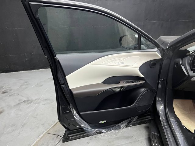 Lexus RX 350h — фото 20 из 42