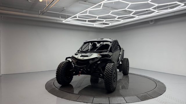 Can-Am Maverick R X rc with Smart-Shox 999T DCT — фото 1 из 14