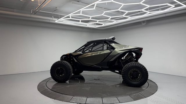 Can-Am Maverick R X rc with Smart-Shox 999T DCT — фото 4 из 14