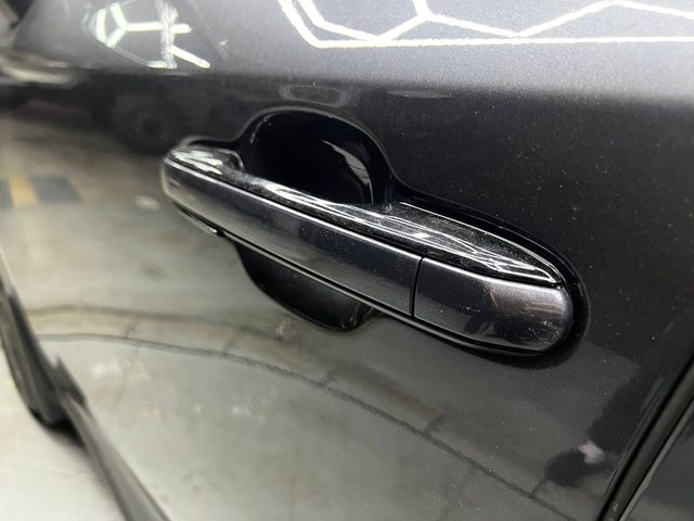 Lexus RX 350 — photo 14 of 46