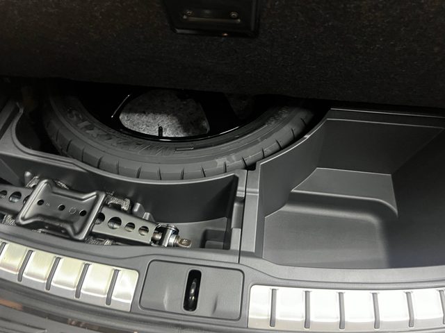 Lexus RX 350 — photo 43 of 46