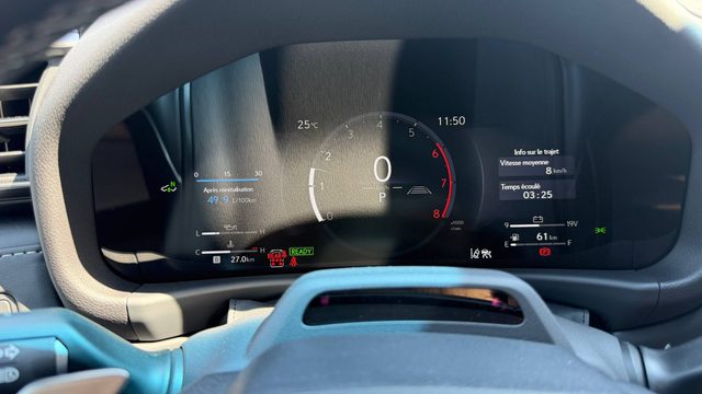 Lexus LX 700H — фото 9 из 43