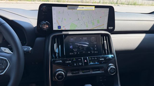Lexus LX 700H — фото 8 из 43