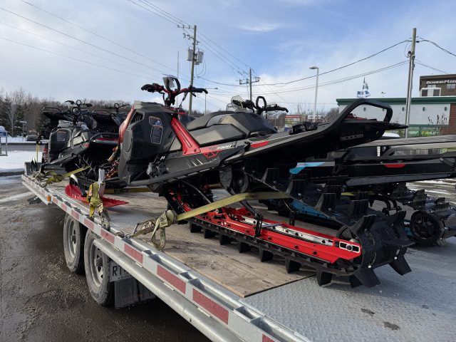 2026 LYNX SHREDDER RE 3900 850 E-TEC TURBO R POWDERMAX X-LIGHT 3.0 — фото 8