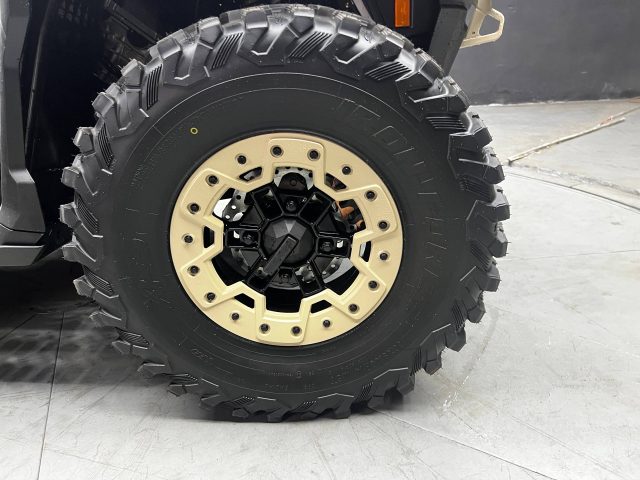 2026 CAN-AM OUTLANDER MAX BACKCOUNTRY 1000R — фото 11