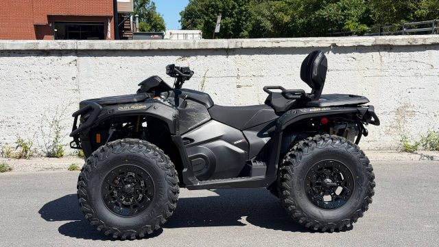 2026 CAN-AM OUTLANDER MAX BACKCOUNTRY 1000R — фото 3
