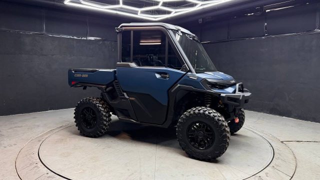 Can-Am Defender LIMITED CAB HD11 — photo 10 of 23, VIN …001775