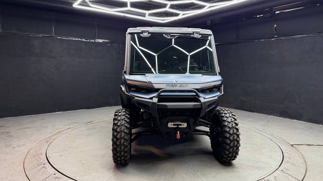 Can-Am Defender LIMITED CAB HD11 — photo 2 of 23, VIN …001775