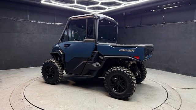 Can-Am Defender LIMITED CAB HD11 — photo 5 of 23, VIN …001775