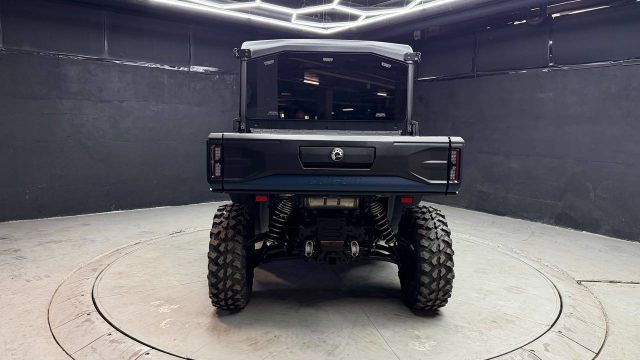 Can-Am Defender LIMITED CAB HD11 — photo 7 of 23, VIN …001775