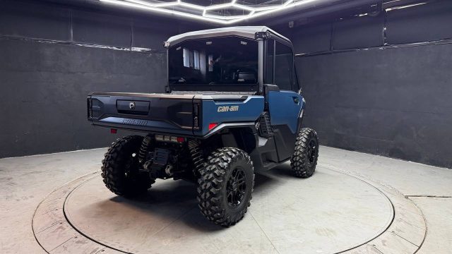 Can-Am Defender LIMITED CAB HD11 — photo 8 of 23, VIN …001775