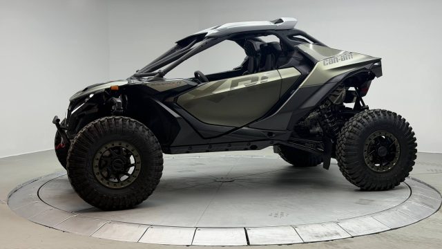2026 CAN-AM MAVERICK R X RC WITH SMART-SHOX 999T DCT — фото 11