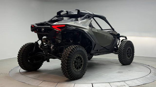 2026 CAN-AM MAVERICK R X RC WITH SMART-SHOX 999T DCT — фото 14