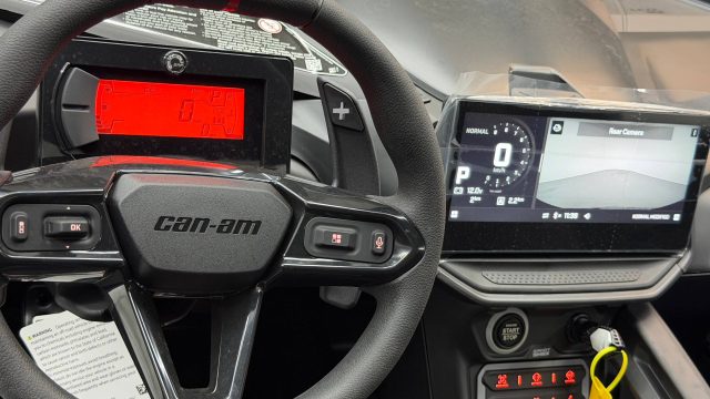 2026 CAN-AM MAVERICK R X RC WITH SMART-SHOX 999T DCT — фото 19