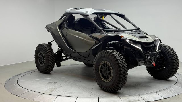 2026 CAN-AM MAVERICK R X RC WITH SMART-SHOX 999T DCT — фото 8