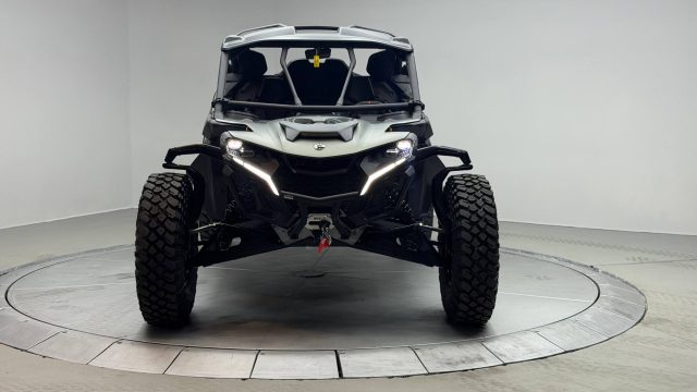 2026 CAN-AM MAVERICK R X RC WITH SMART-SHOX 999T DCT — фото 9