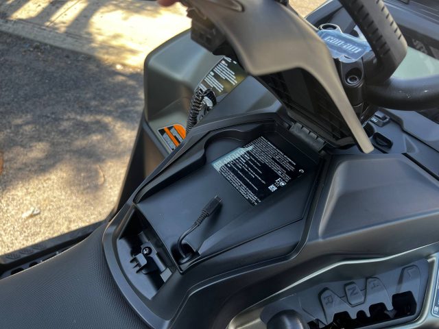 2026 CAN-AM OUTLANDER X MR 1000R — фото 18