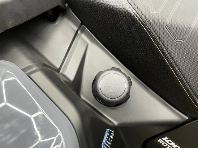 2026 CAN-AM OUTLANDER X MR 1000R — фото 17