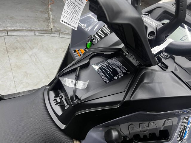 2026 CAN-AM OUTLANDER X MR 1000R — фото 19