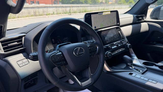 2026 LEXUS LX 700H — фото 12