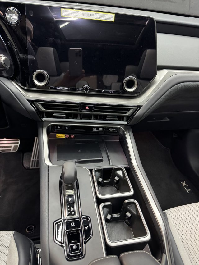 2025 LEXUS TX 500H — фото 18