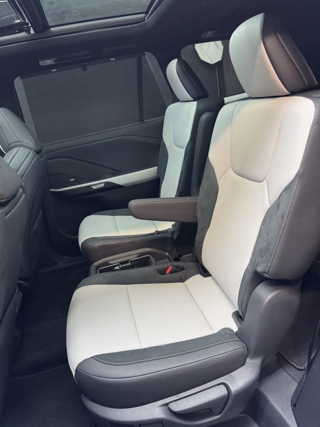 2025 LEXUS TX 500H — фото 25