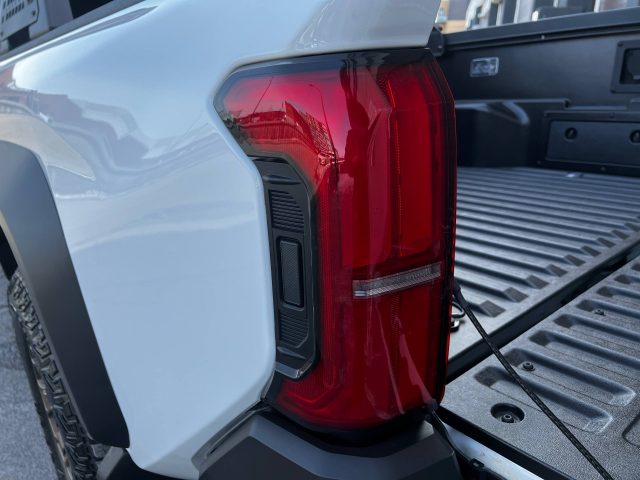 2025 TOYOTA TACOMA TRAILHUNTER DOUBLE CAB — фото 52