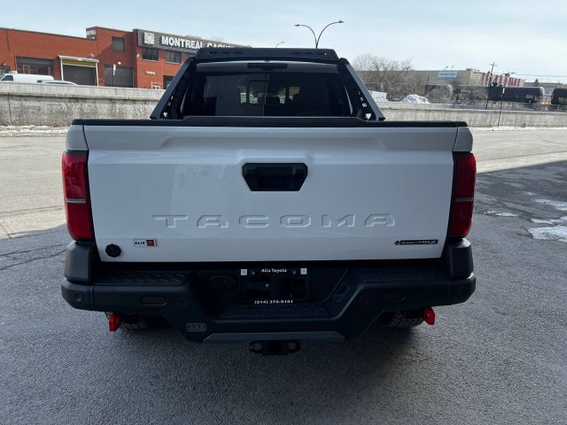 2025 TOYOTA TACOMA TRAILHUNTER DOUBLE CAB — фото 9