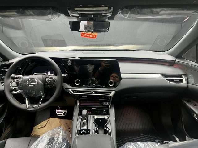 2026 LEXUS RX 500H TI — фото 29