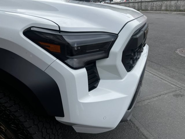 2026 TOYOTA TACOMA HV DOUBLE CAB — фото 9