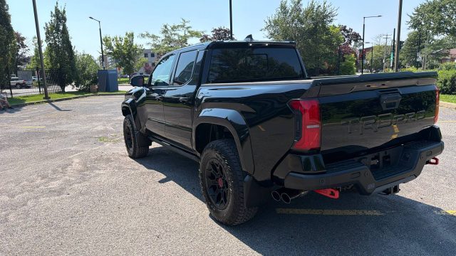 2026 TOYOTA TACOMA TRD PRO — фото 7