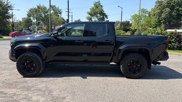 2026 TOYOTA TACOMA TRD PRO — фото 8