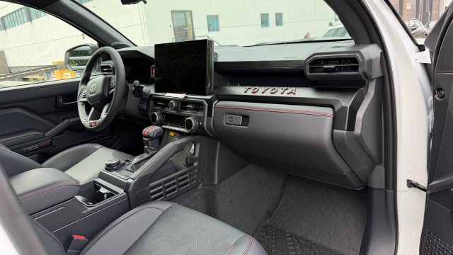 2026 TOYOTA TACOMA TRD PRO — фото 23