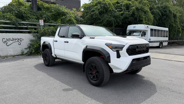 2026 TOYOTA TACOMA TRD PRO — фото 9