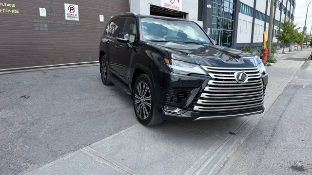 2026 LEXUS LX 600 — фото 2
