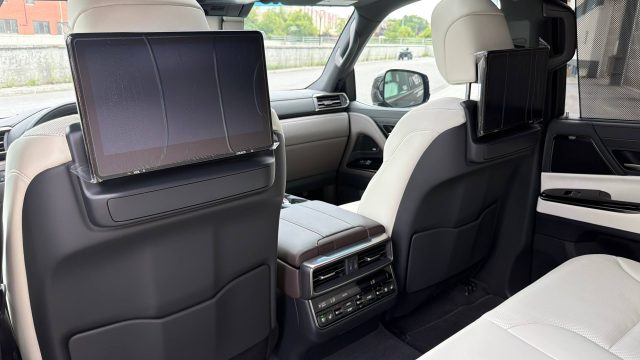 2026 LEXUS LX 600 — фото 20