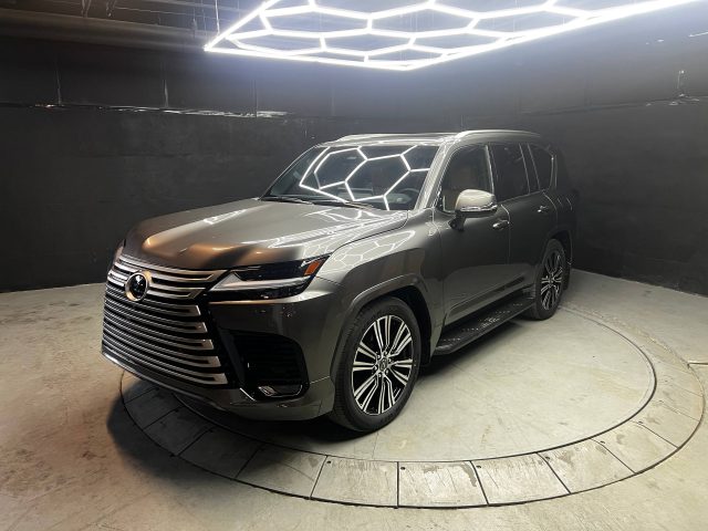 2026 LEXUS LX 600 — фото 2