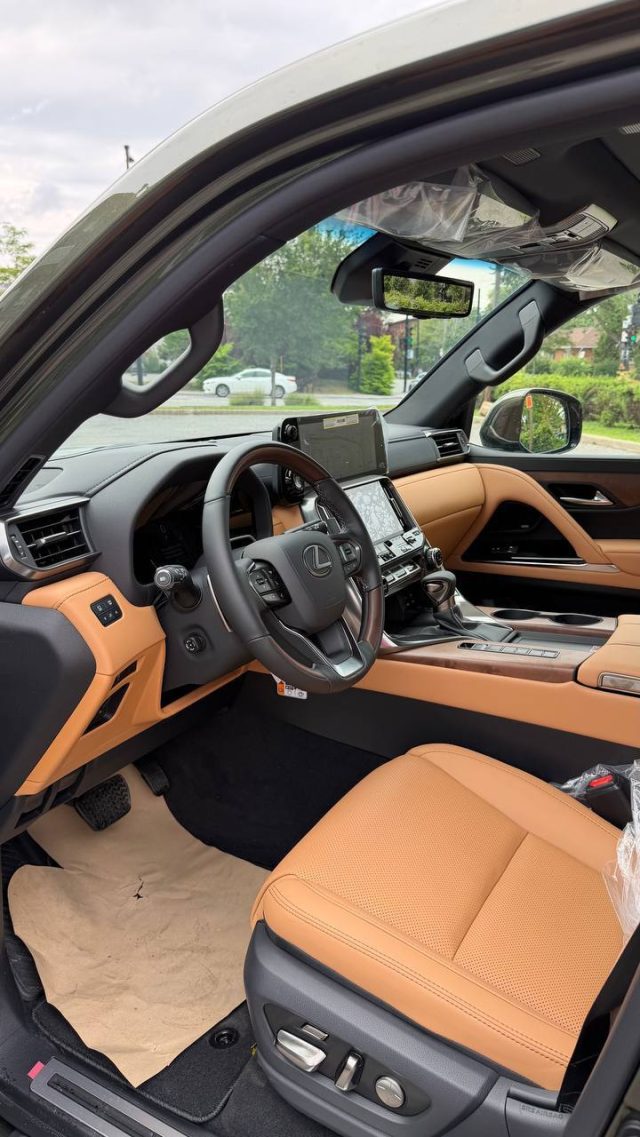 2026 LEXUS LX 600 — фото 16
