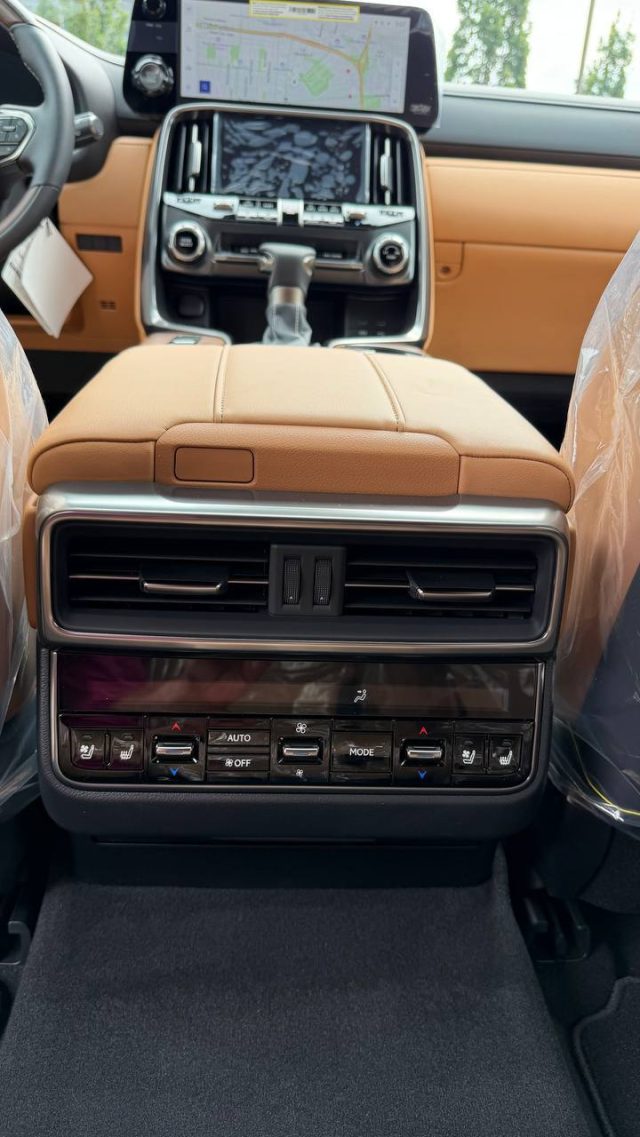 2026 LEXUS LX 600 — фото 24