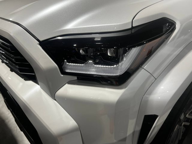 2026 TOYOTA 4RUNNER LIMITED — фото 2
