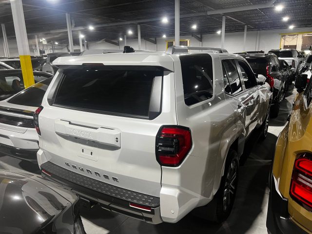 2026 TOYOTA 4RUNNER LIMITED — фото 8